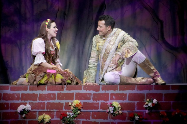 Cinderella Image 1 - Credit David Munn Photography