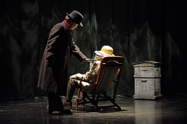 ©NOBBY CLARK +44(0)7941-515770 +44(0)20-7274-2105 nobby@nobbyclark.co.uk