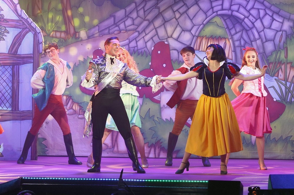 Snow White Image 2 - Credit David Munn Photography