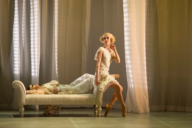 The Great gatsby, NORTHERN BALLET:Jay Gatsby; TOBIAS BATLEY,Daisy Buchanan; MARTHA LEEBOLT, Myrtle Wilson; VICTORIA SIBSON, Tom Buchanan; KENNETH TINDALL,Nick Carraway; GIULIANO CONTADINI, Jodan Baker; HANNAH BATEMAN, George Wilson; BENJAMIN MITCHELL, You