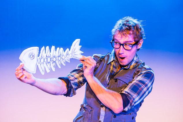 48018053588_00c9350865_z